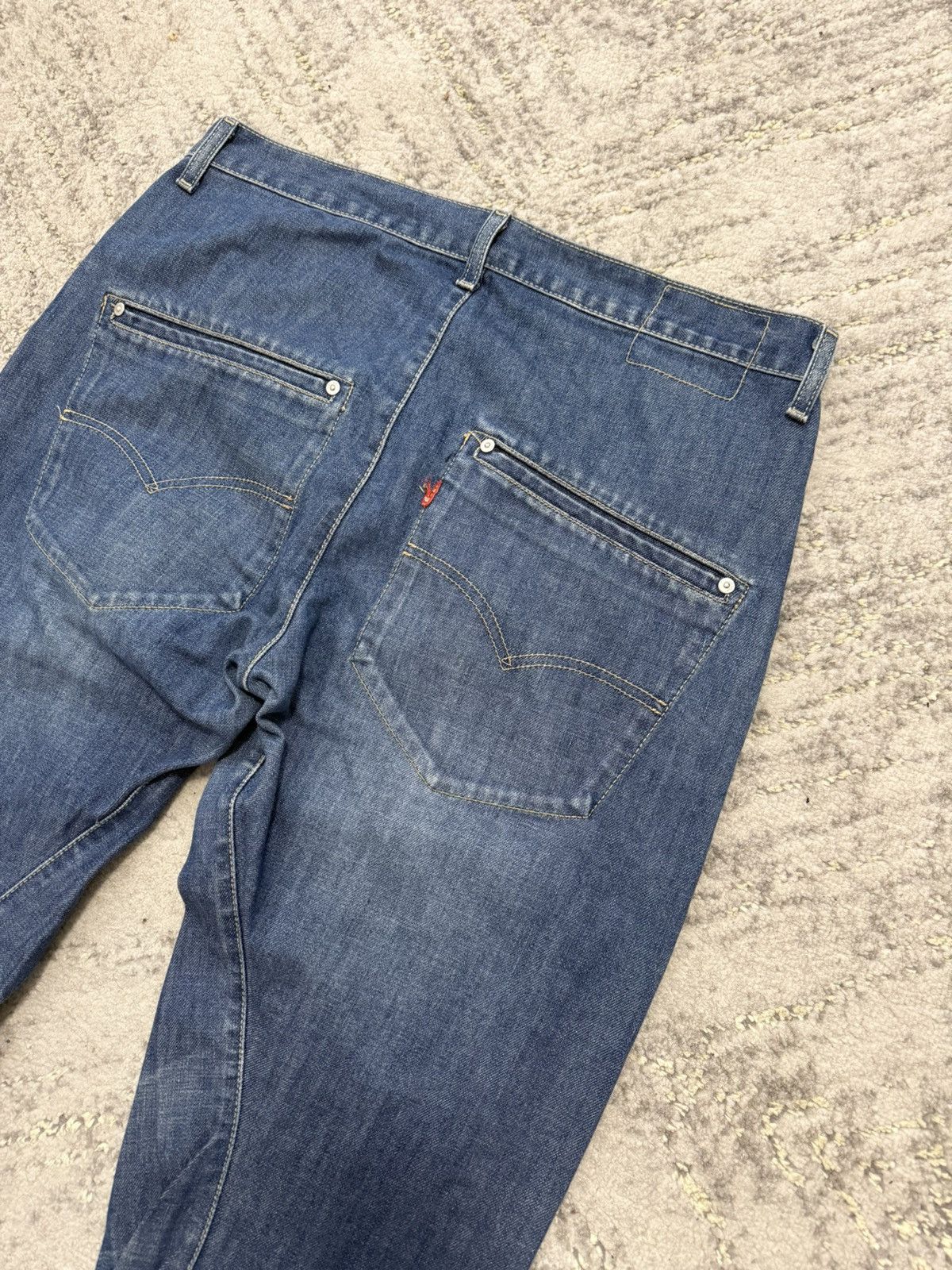 Levi's Levi's Engineered Jeans Buckle Back Type Japan Baggy Y2K Size US 34 / EU 50 - 2 Thumbnail