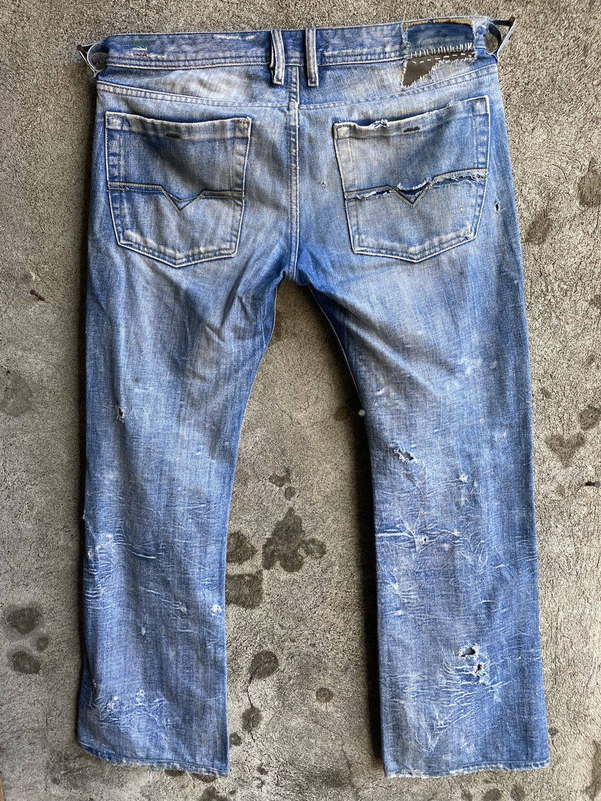 Diesel × Vintage Diesel Low waist Flared Denim Sick Fade Size US 34 / EU 50 - 3 Thumbnail
