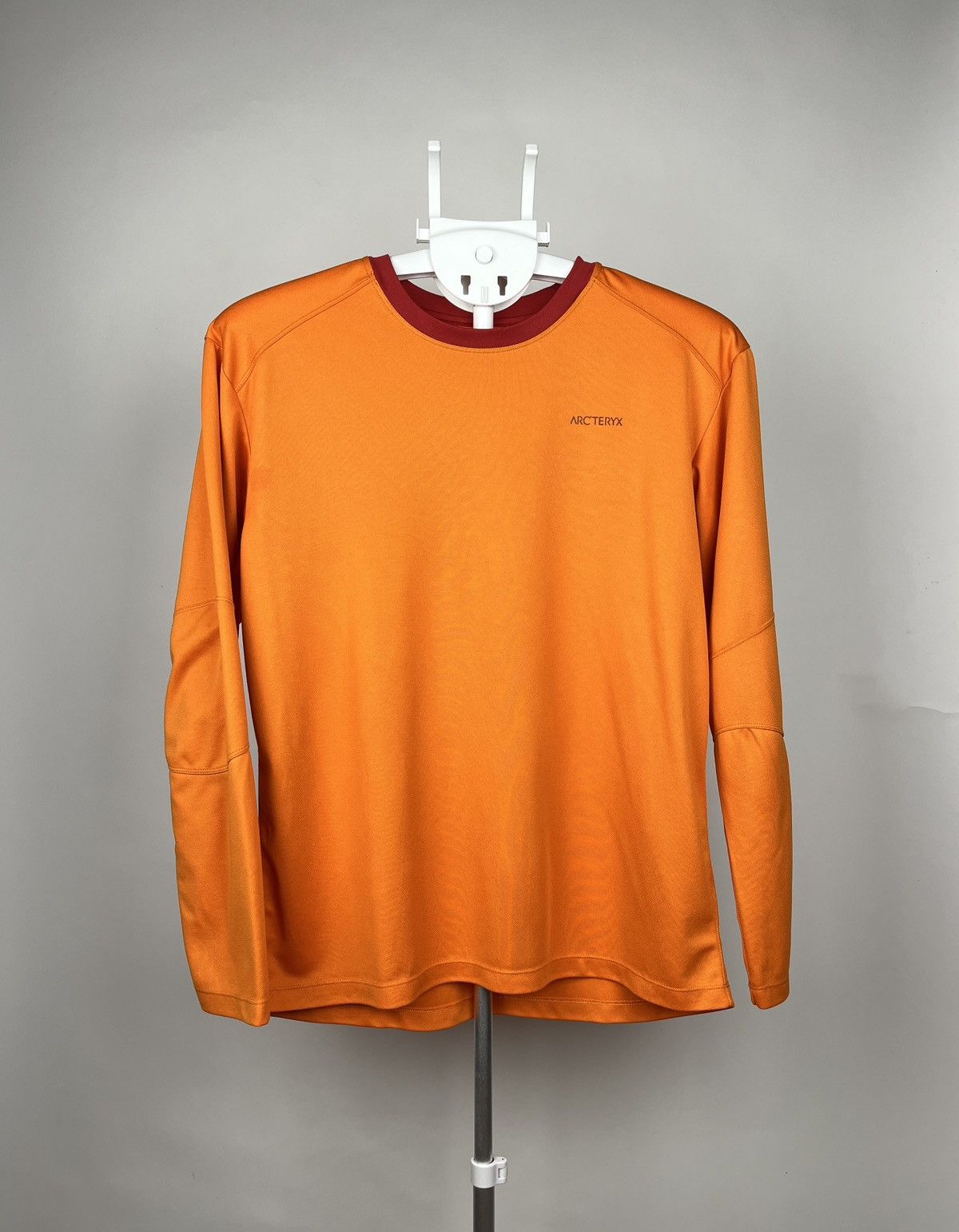 Arc'teryx Vintage Arc’teryx Long Sleeve Size US L / EU 52-54 / 3 - 1 Thumbnail