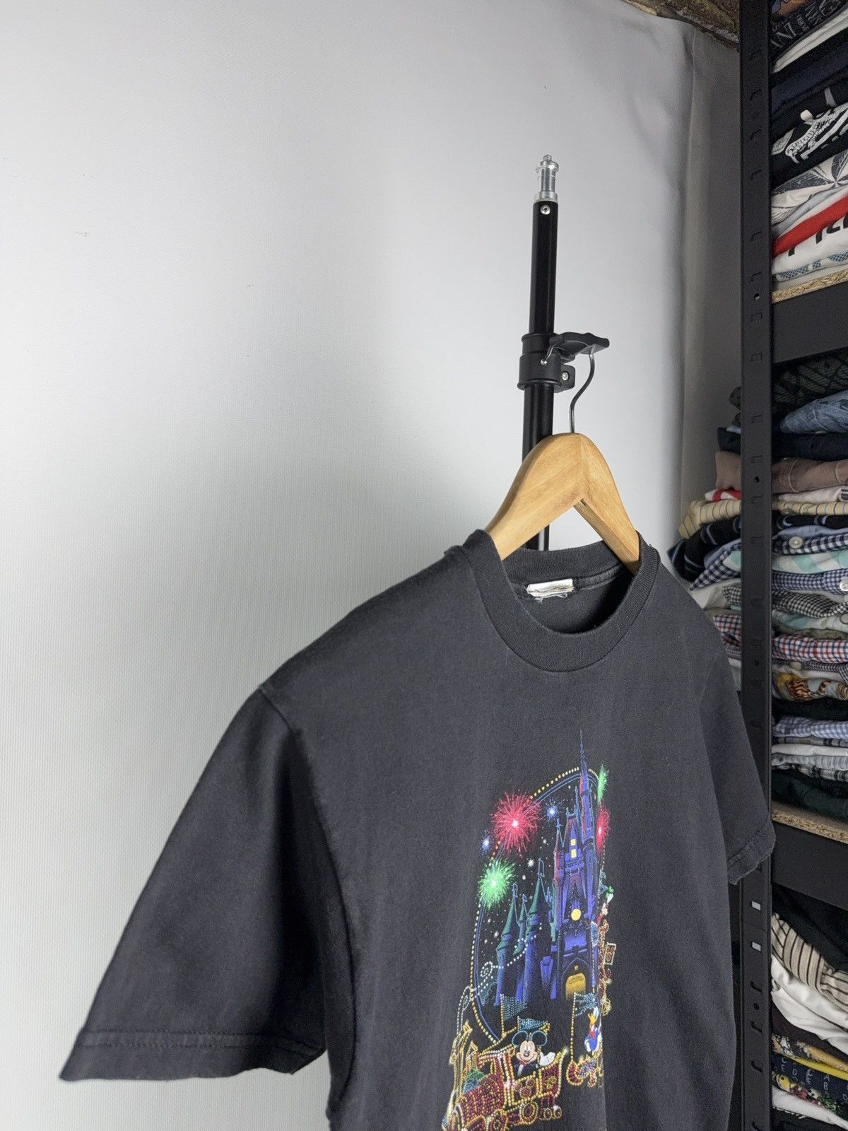 Cartoon Network × Disney × Vintage Vntg 90s Disney World Mickey Mouse Cartoon Faded T Shirt Size US XS / EU 42 / 0 - 5 Thumbnail