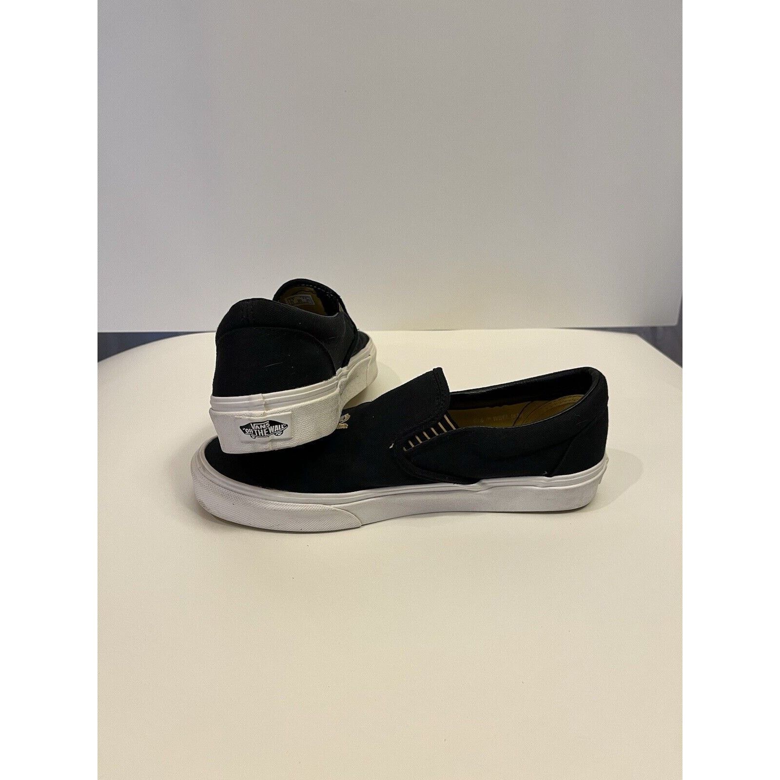 Vans Vans Harry Potter Hufflepuff Shoes Black Size Mens 7.5 Size US 7.5 / EU 40-41 - 8 Thumbnail