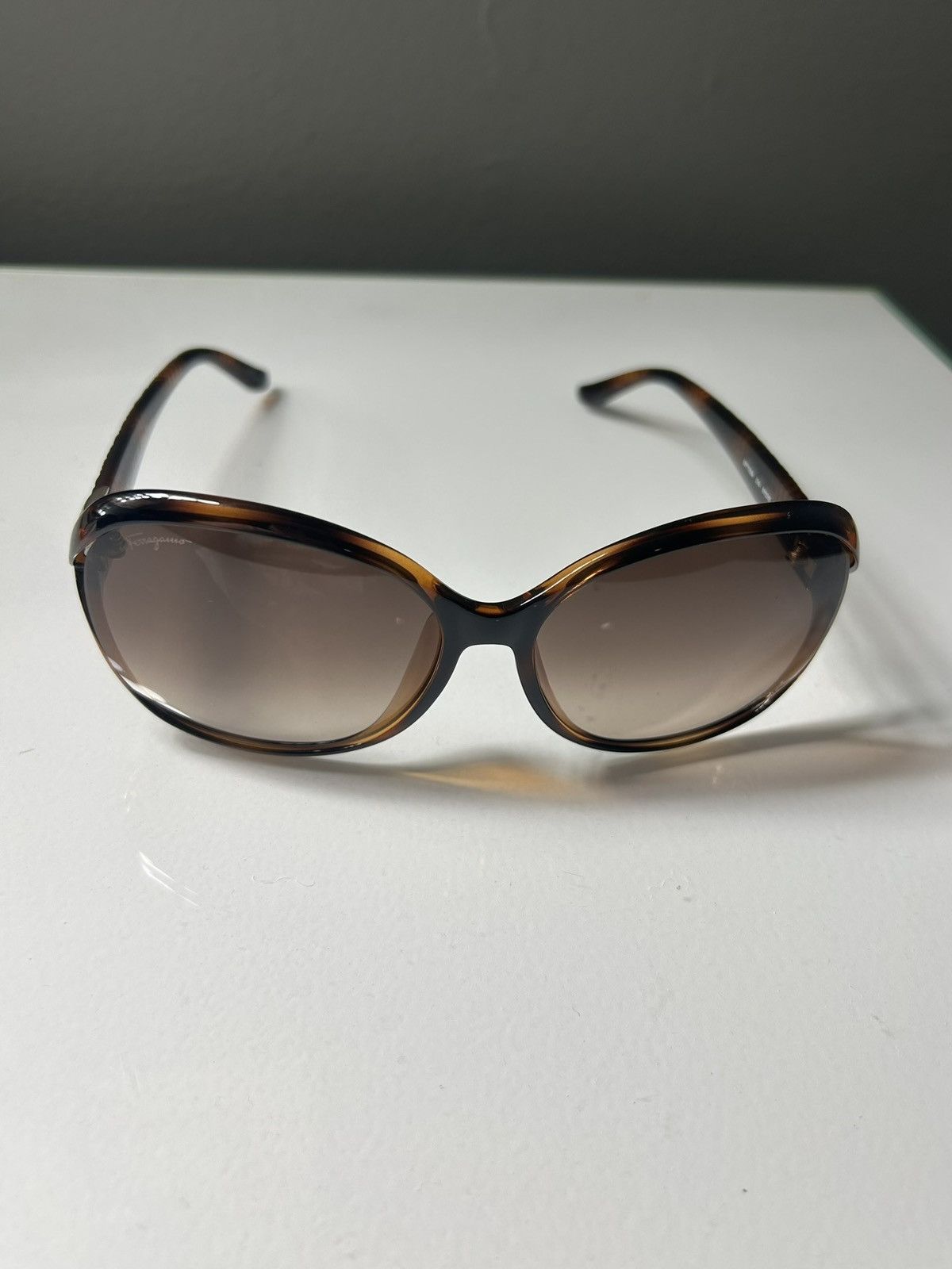 Salvatore Ferragamo Salvatore Ferragamo SF770SA Havana Brown Tortoise Sunglasses Size ONE SIZE - 3 Thumbnail