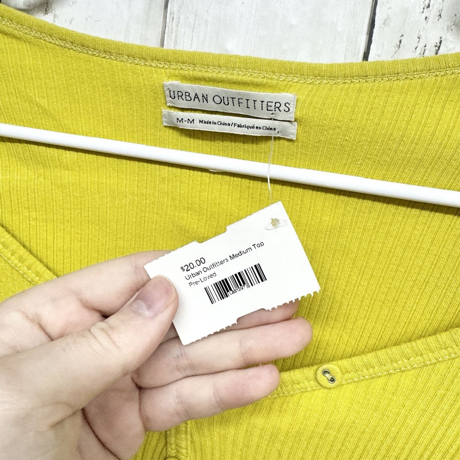 Urban Outfitters Urban Outfitters Top MD Yellow Long Sleeve Cropped Slim Fit Size M / US 6-8 / IT 42-44 - 3 Thumbnail