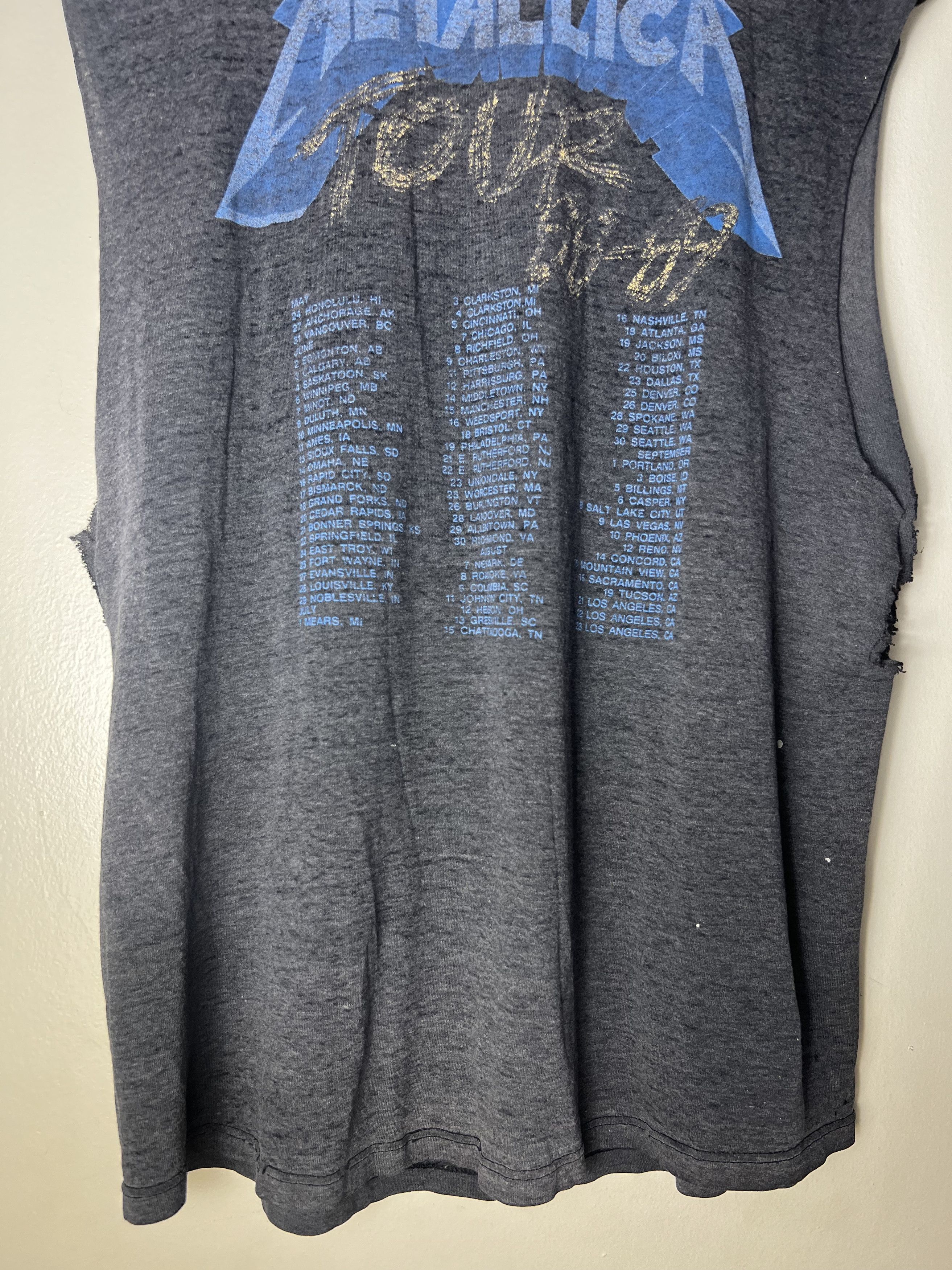 Vintage Vintage 80's Metallica "And Jusice For All" Tour Cutoff Tee Size US L / EU 52-54 / 3 - 8 Thumbnail