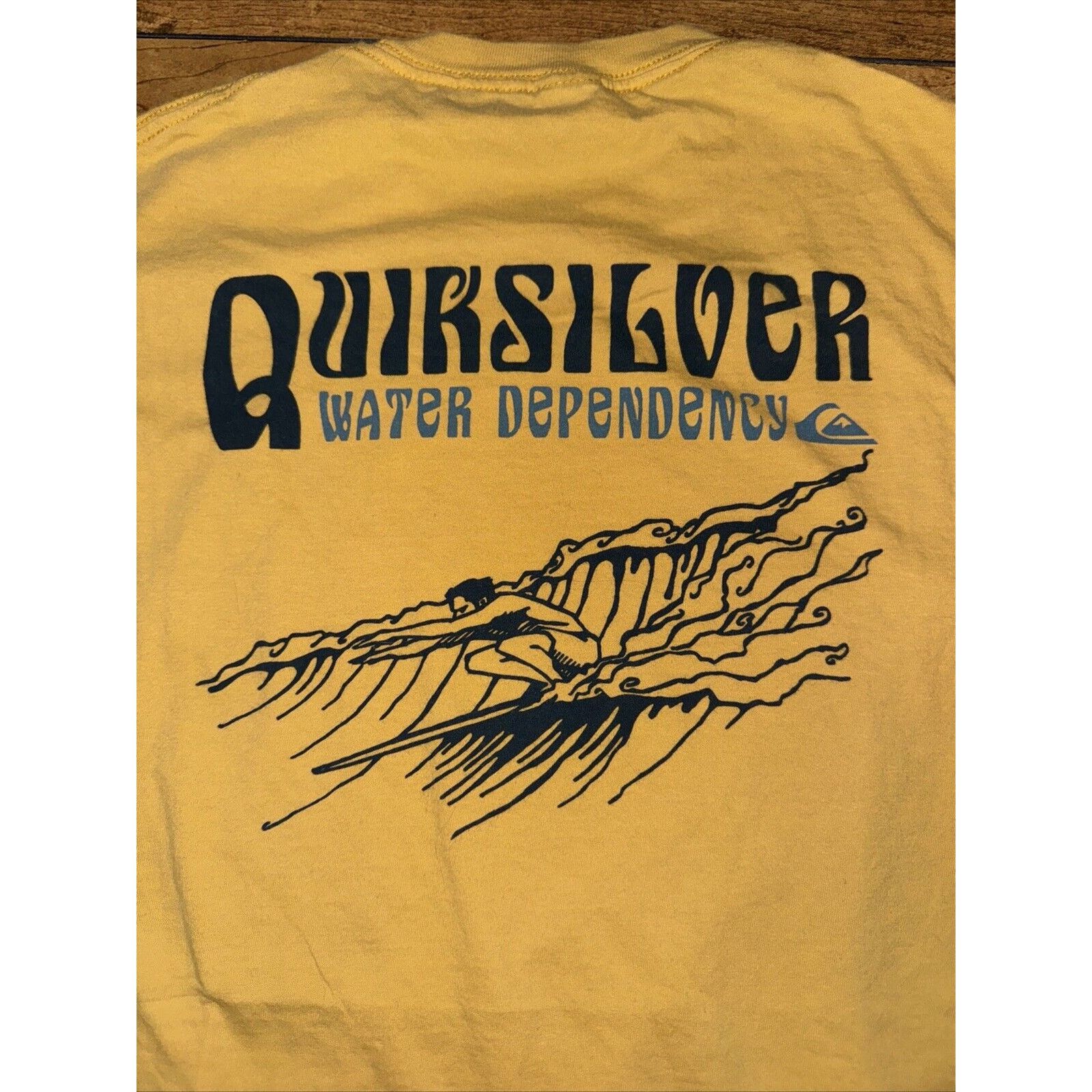 Quiksilver × Vintage Quicksilver Water Dependency T-Shirt Yellow Medium 18x25.5 Size US M / EU 48-50 / 2 - 2 Thumbnail
