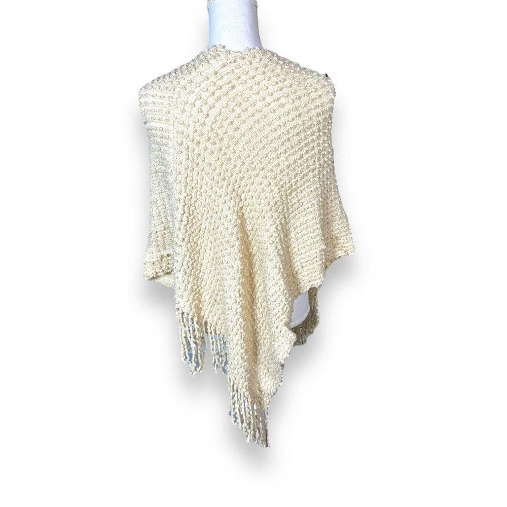 Designer Cream and Gold Metallic Super Soft Poncho New Size ONE SIZE - 2 Thumbnail