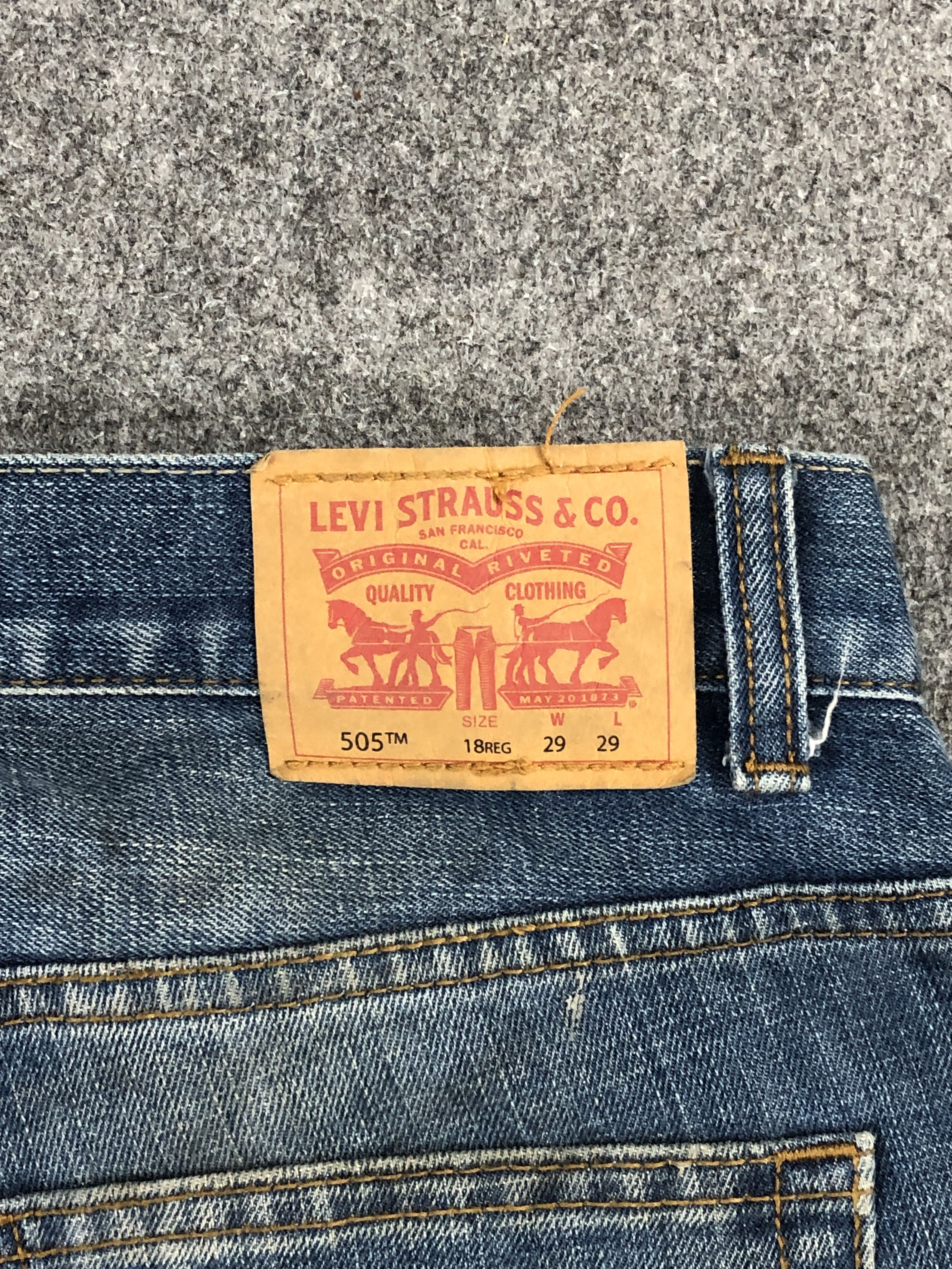 Levi's Painter Vintage Levis 505 Faded Blue Jeans DP2286 Size US 29 - 5 Thumbnail