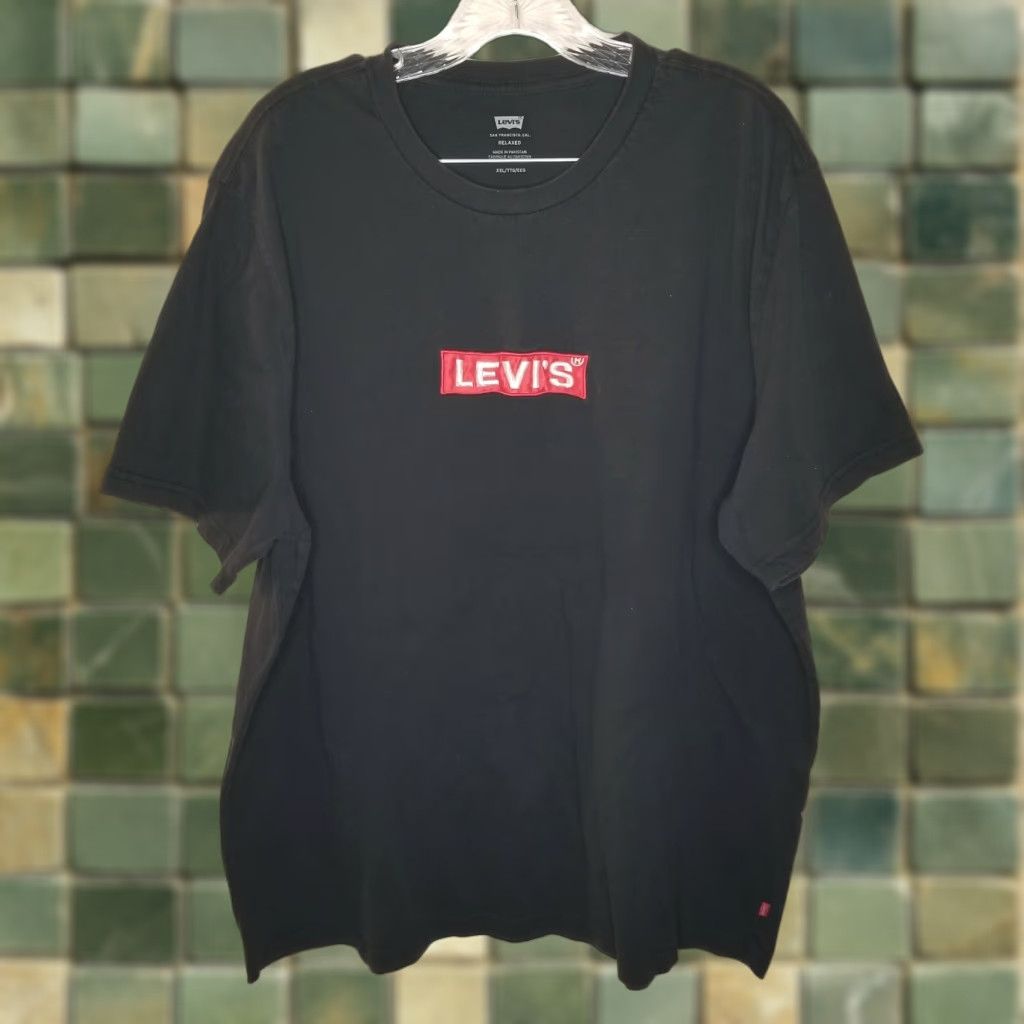 Levi's Levi's Mens Black Short Sleeve T-Shirt 2XL Size US XXL / EU 58 / 5 - 1 Thumbnail