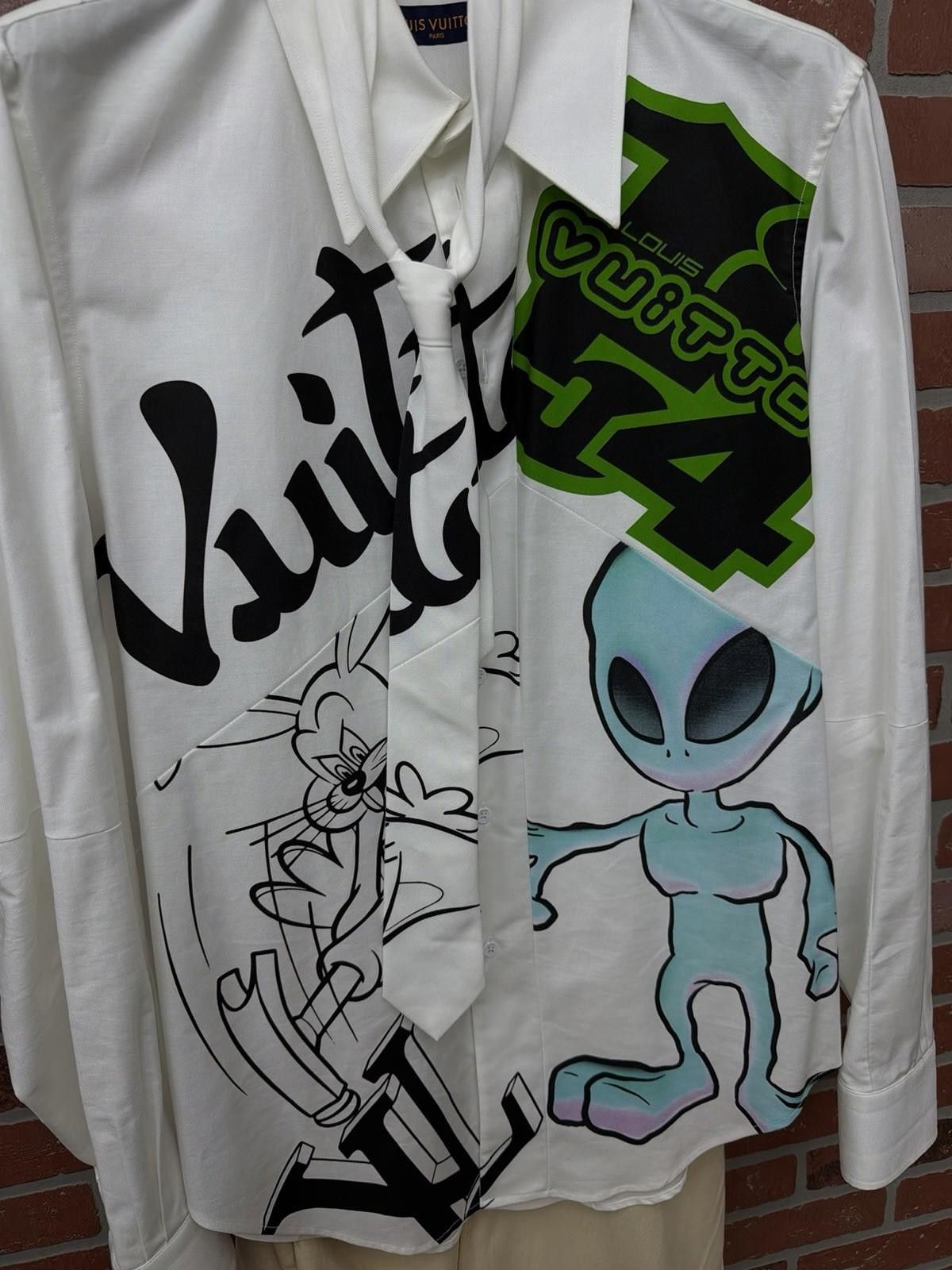 Louis Vuitton LOUIS VUITTON Button Up Dress Shirt Alien Logo $1450 XXL Size 48R - 3 Thumbnail