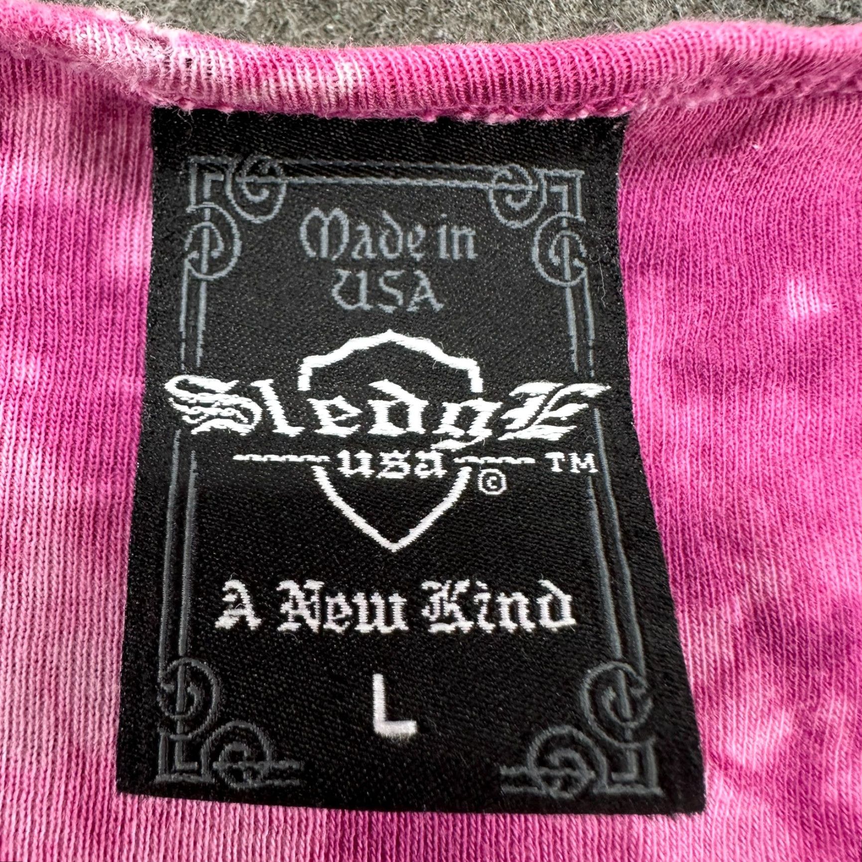 Vintage VINTAGE Sledge Shirt Womens L Pink V Neck Tie Dye Rhinestone USA Made 90s Y2K Shirt Womens L Pink Rhinestone Tie Dye V-Neck USA Made 90s Size L / US 10 / IT 46 - 6 Thumbnail