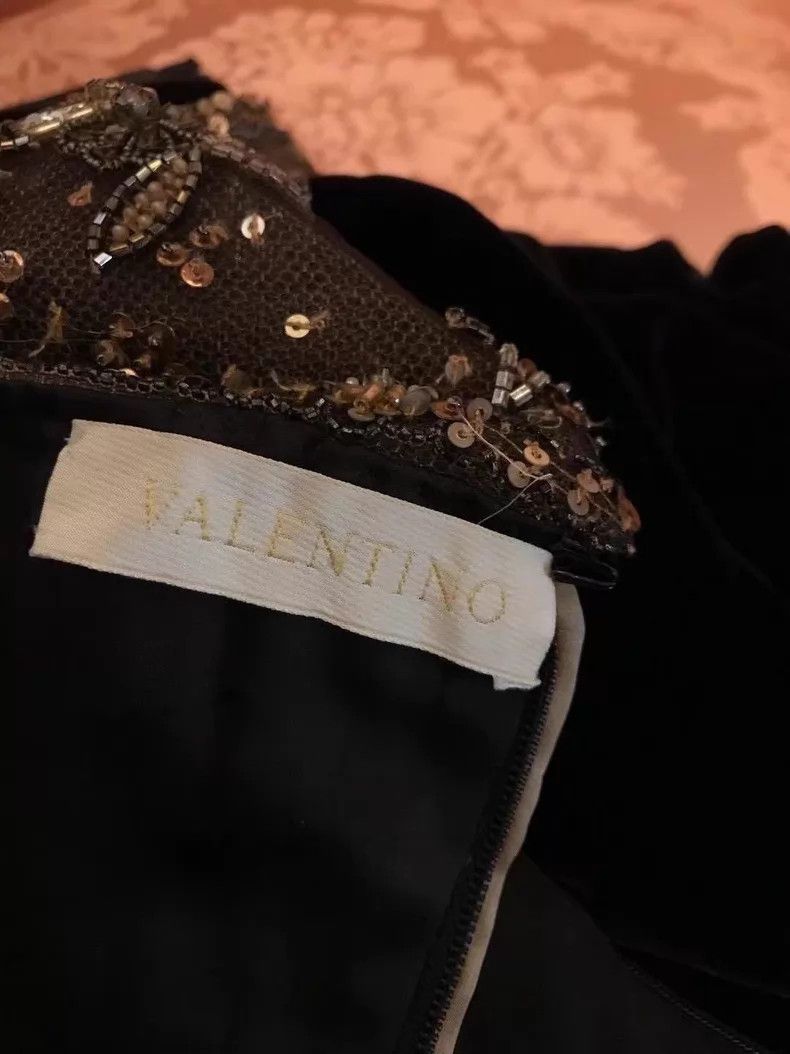 Valentino Valentino Herringbone hand-studded beaded velor lace-up dr Size S / US 4 / IT 40 - 6 Thumbnail