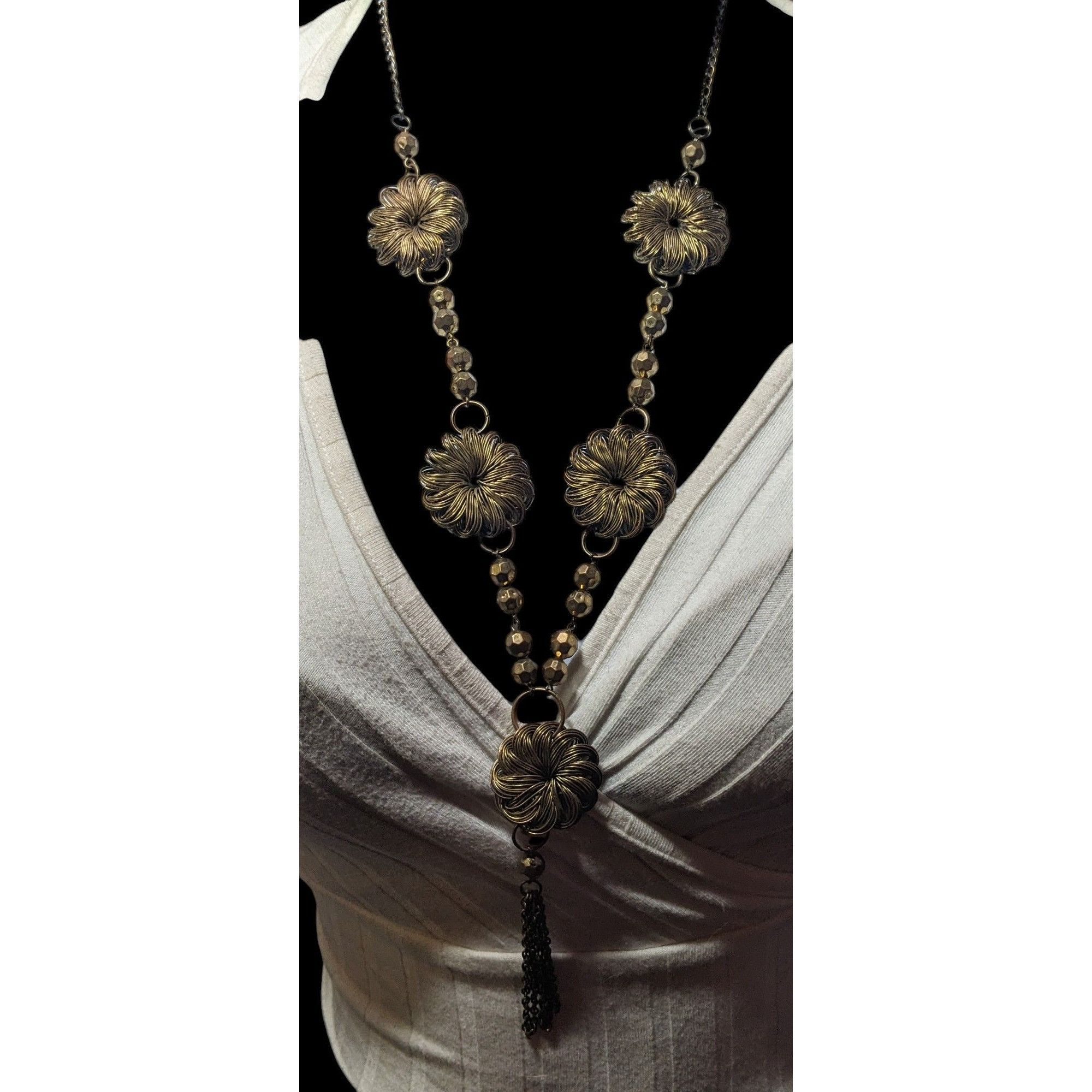 Other Vintage Wire Wrap Gold tone Floral Beaded Tassel Necklace Size ONE SIZE - 6 Thumbnail