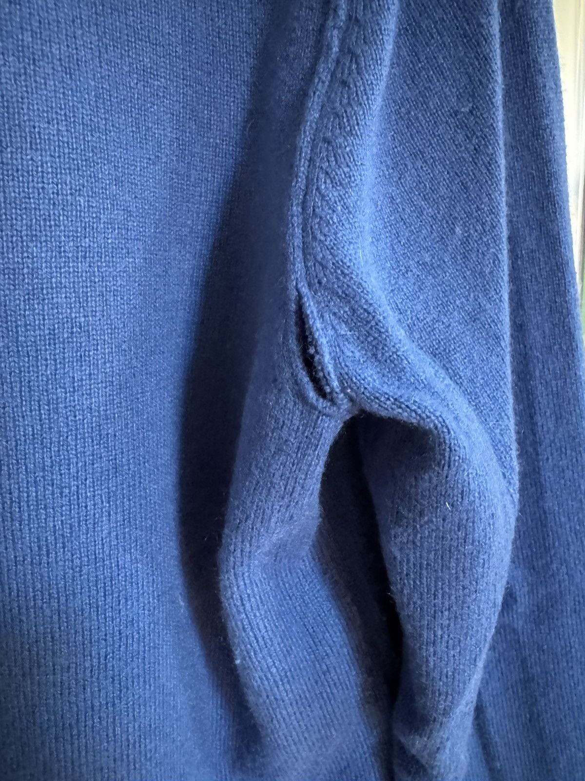 Vince Vince Cashmere Blue Sweater Size US S / EU 44-46 / 1 - 8 Thumbnail