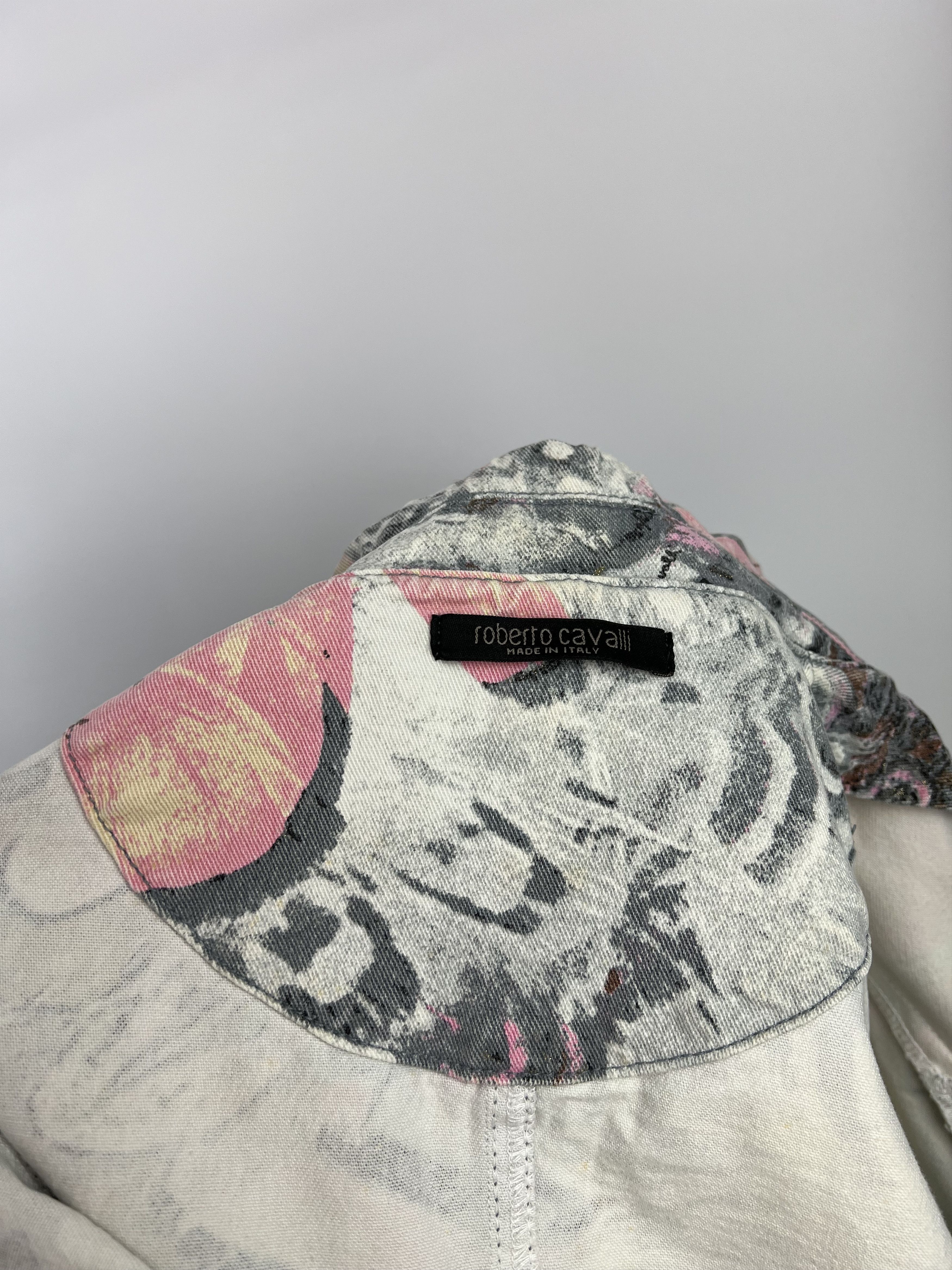 Roberto Cavalli Rare Vintage Roberto Cavalli Printed Denim Jacket Size S/M Size M / US 6-8 / IT 42-44 - 13 Thumbnail