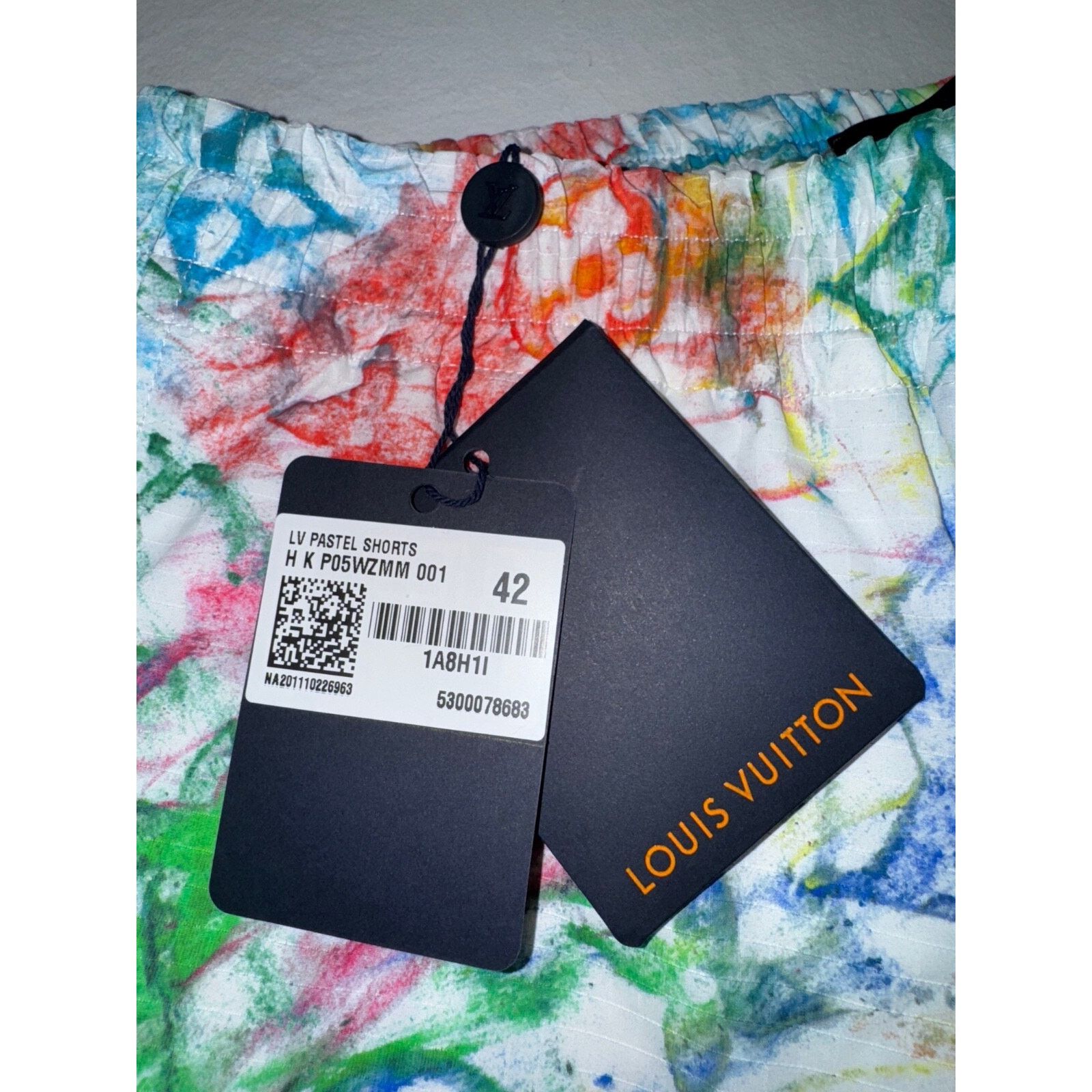 Louis Vuitton Louis Vuitton LV Pastel Monogram Logo Multicolor Watercolor Size US 26 / EU 42 - 3 Thumbnail
