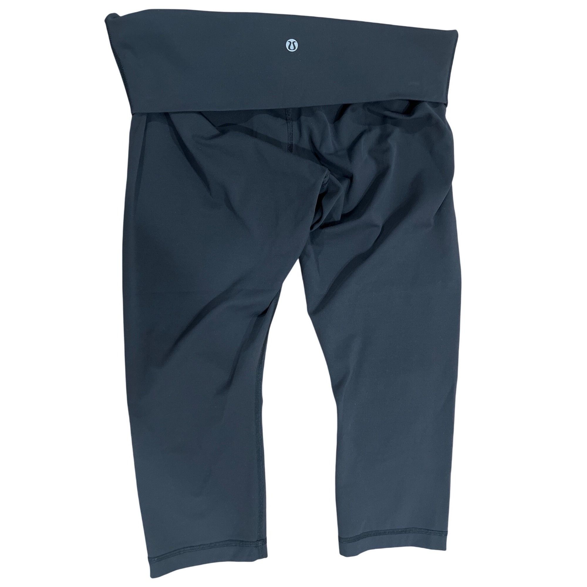 Lululemon 𝓛𝓾𝓵𝓾𝓵𝓮𝓶𝓸𝓷 High-Waisted Black Crop Leggings Size 32" waist Size 32" / US 10 / IT 46 - 3 Thumbnail