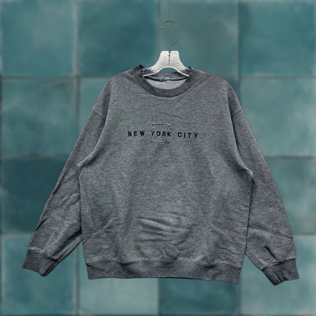 Vintage VINTAGE New York City Sweatshirt Sweater XL Grey Embroidered Crewneck Pullover Mens Size US XL / EU 56 / 4 - 1 Thumbnail