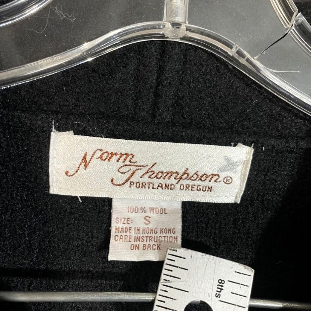 Jim Thompson VINTAGE Norm Thompson Black 100% Wool Button Down Dress Coat Women's Size Small Dress Coat Womens S Black 100% Wool Size S / US 4 / IT 40 - 2 Thumbnail