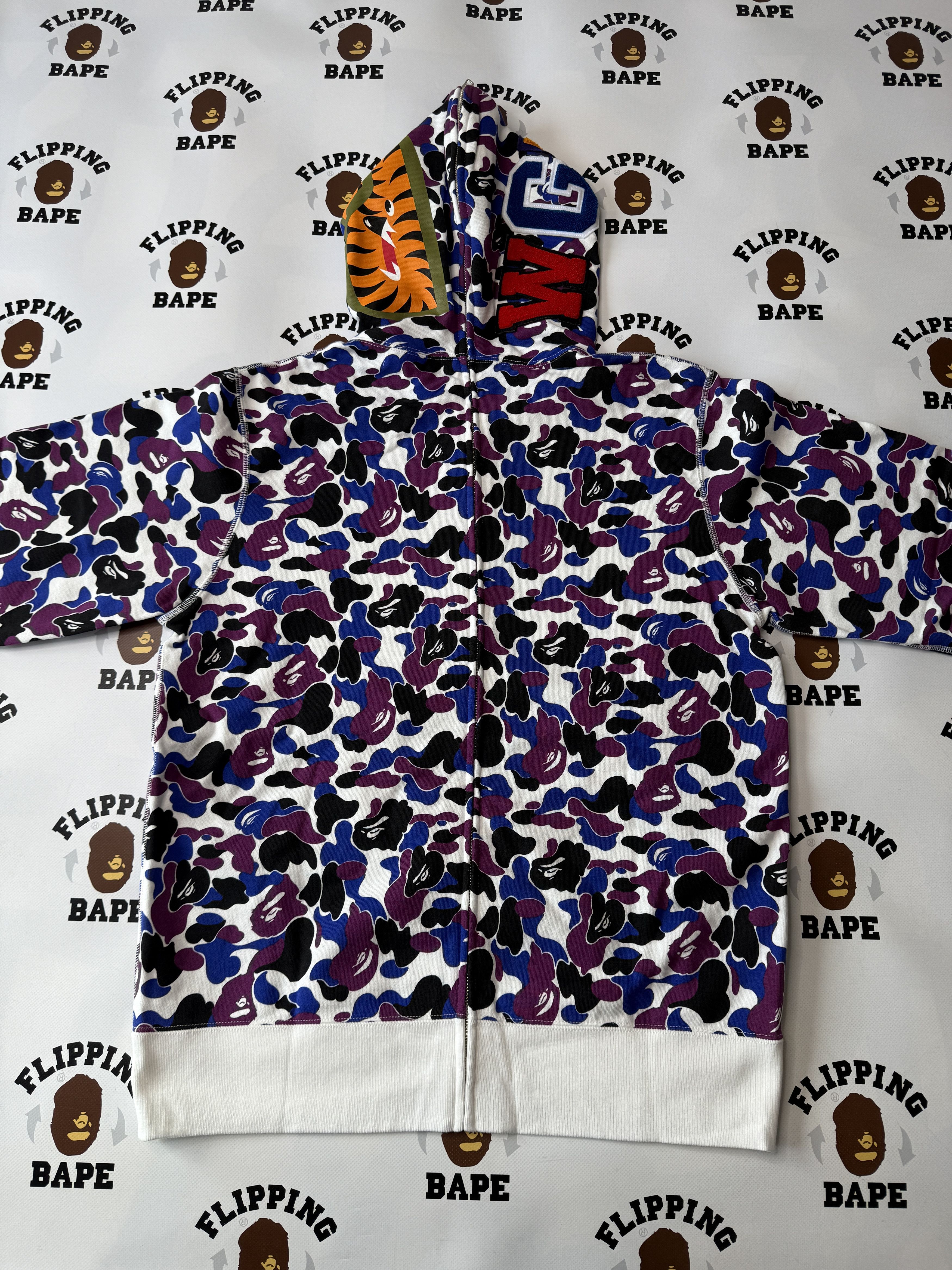 Bape BAPE STORE HONG KONG SEPARATE SHARK FULL ZIP HOODIE Size US L / EU 52-54 / 3 - 8 Thumbnail