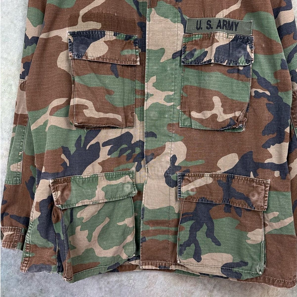 Vintage Vintage US Army Military Camo Shirt Sz M 80s Long Sleeve Size US M / EU 48-50 / 2 - 6 Thumbnail