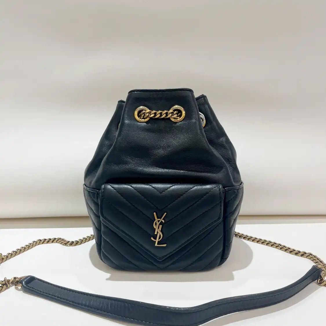 Saint Laurent Paris Saint Laurent Paris YSL bucket bag black sheepskin quilted Vcrossbody bag Size ONE SIZE - 1 Thumbnail