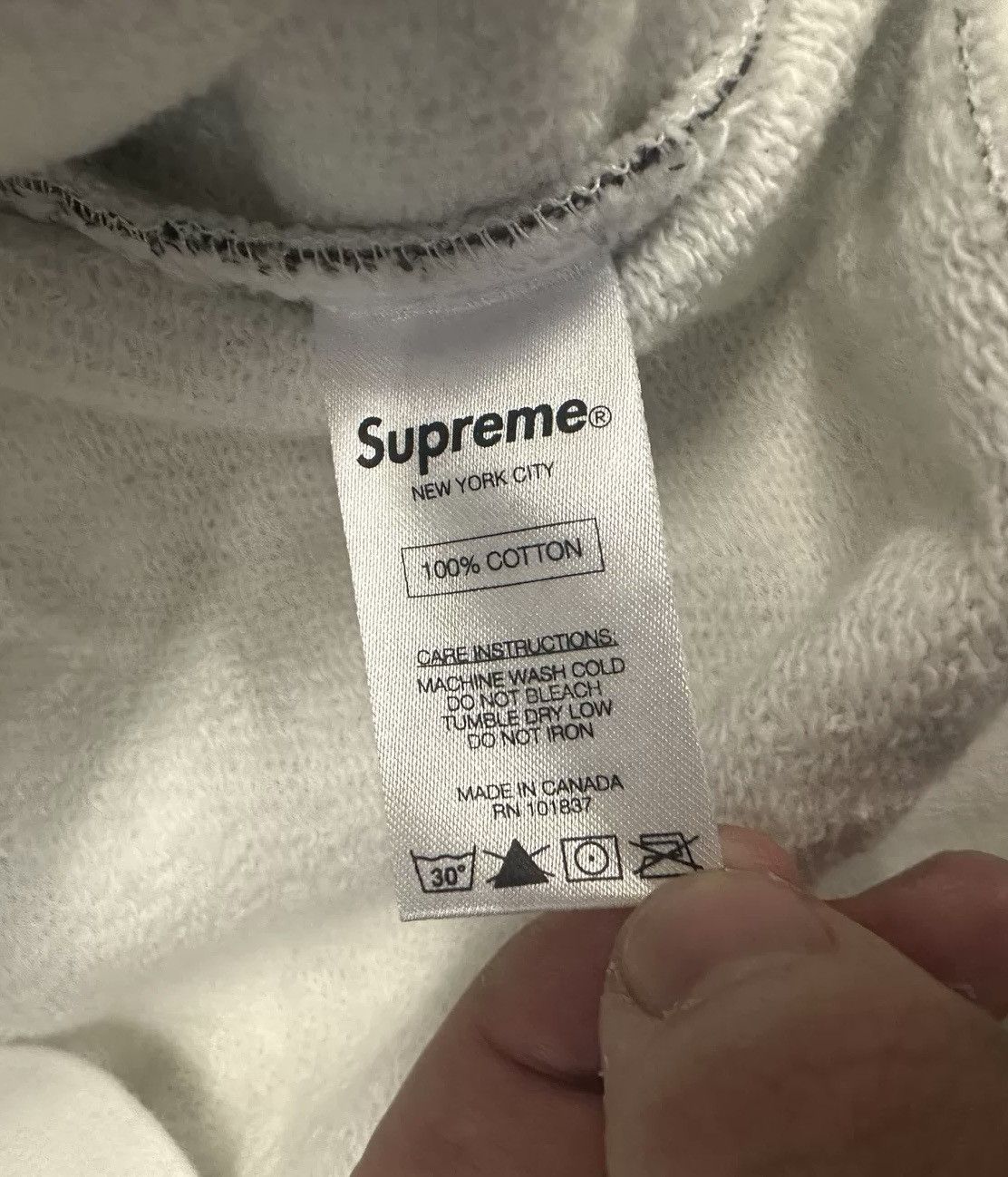 Supreme Supreme international flags patchwork hoodie snow camo xl Size US XL / EU 56 / 4 - 5 Thumbnail