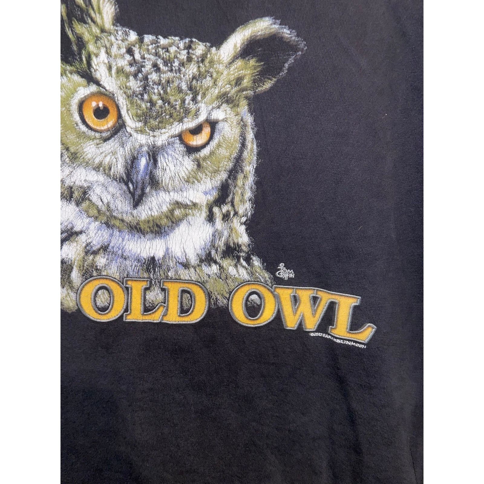 Gildan 2012 Wise Old Owl Earth Sun Moon Animal Shirt XL X-Large Size US XL / EU 56 / 4 - 4 Thumbnail