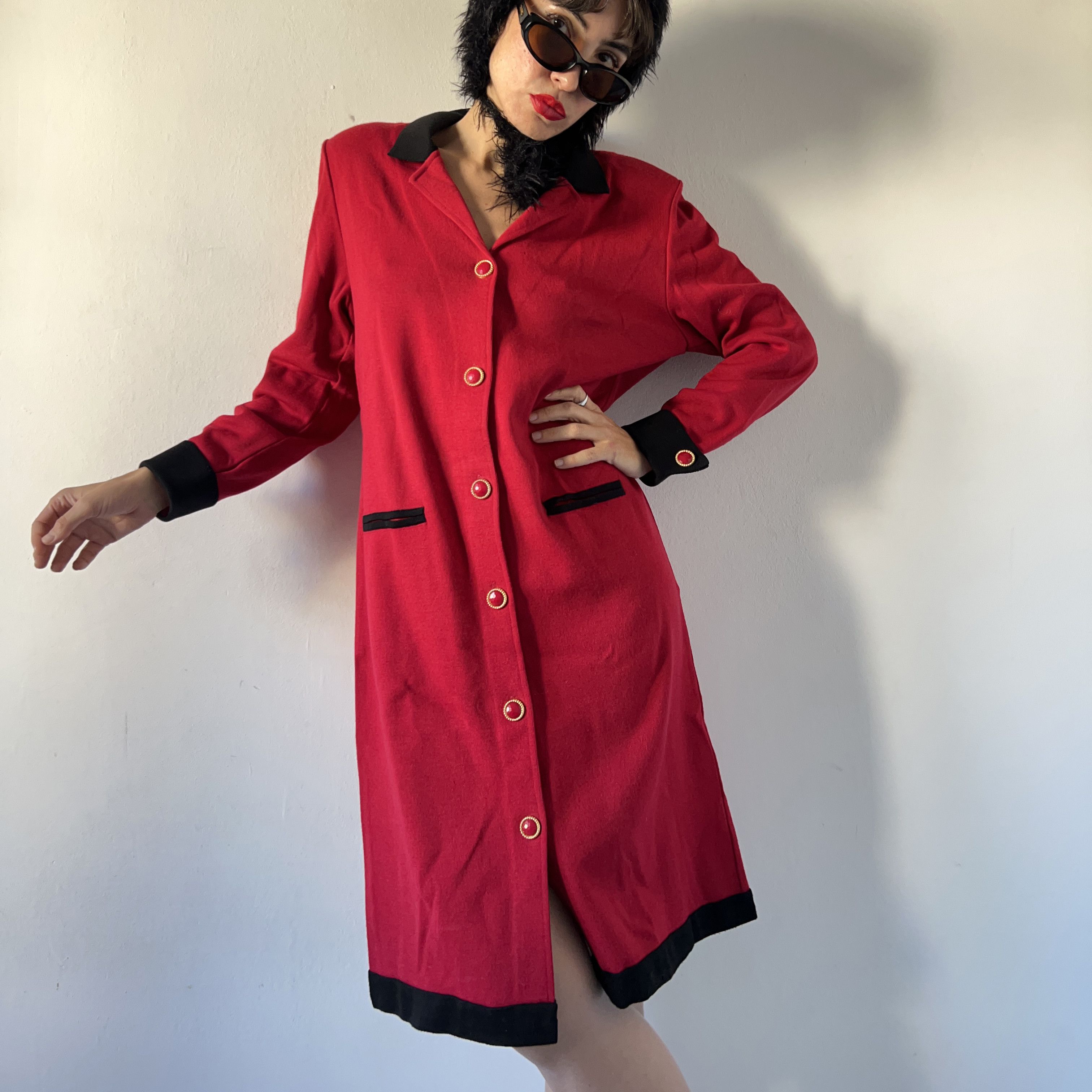 Vintage Vintage red wool shirt dress with black trim Size M / US 6-8 / IT 42-44 - 5 Thumbnail