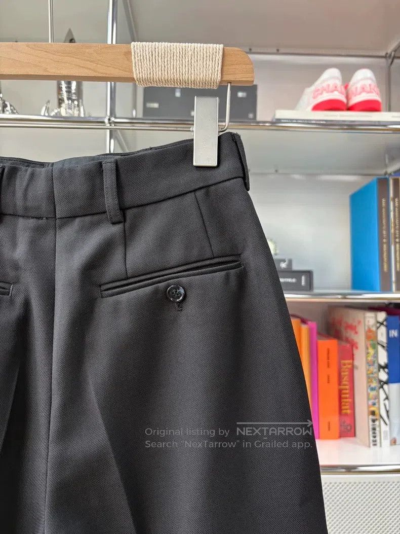 Acne Studios Acne Studios Black wool blend mid-thigh suit short pants Size 24" / US 00 / IT 34 - 2 Thumbnail