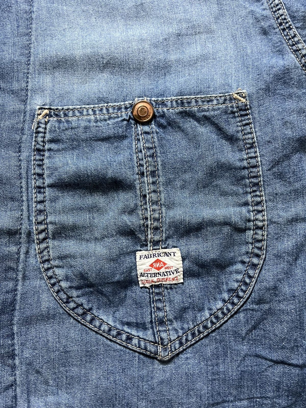 Japanese Brand Vintage 90s RNA west east boxy denim shirt Size US M / EU 48-50 / 2 - 4 Thumbnail