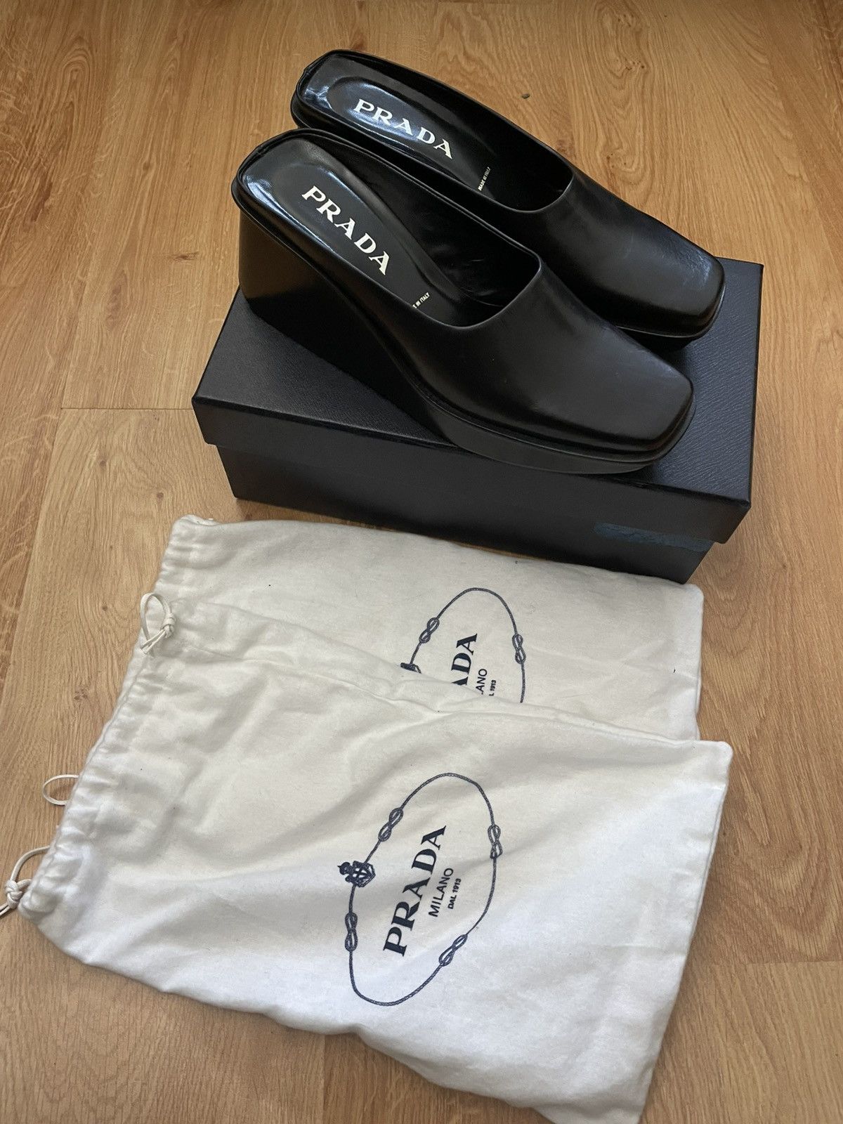 Prada Prada plateau leather slides Size US 7.5 / IT 37.5 - 2 Thumbnail