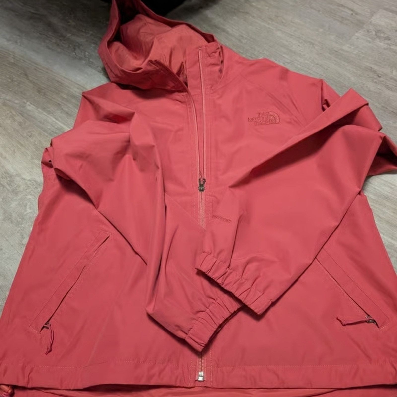 The North Face The North Face Women's Cherry Pink Rain Jacket Size M / US 6-8 / IT 42-44 - 1 Thumbnail