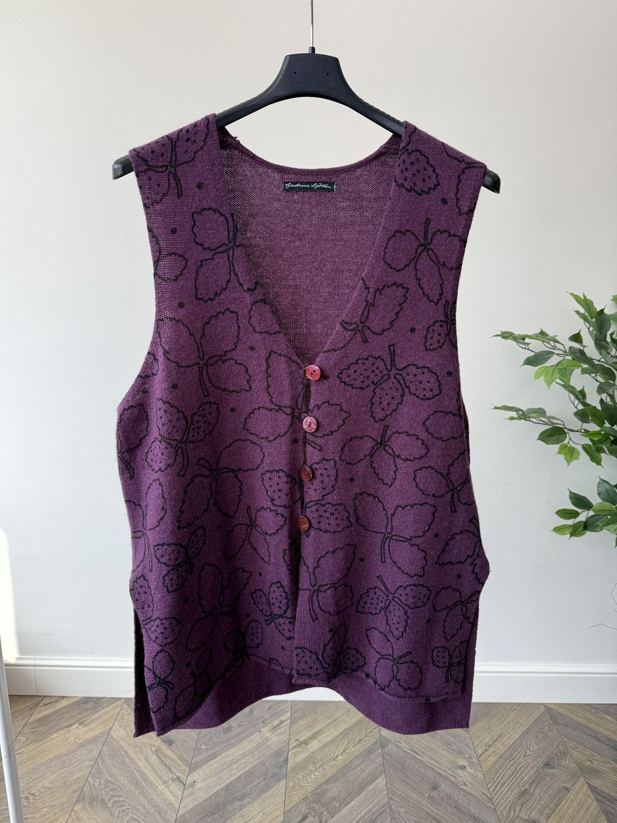 Gudrun Sjoden Vintage Gudrun Sjoden Womens Wool Knit Vest Floral Pattern Size M / US 6-8 / IT 42-44 - 1 Thumbnail