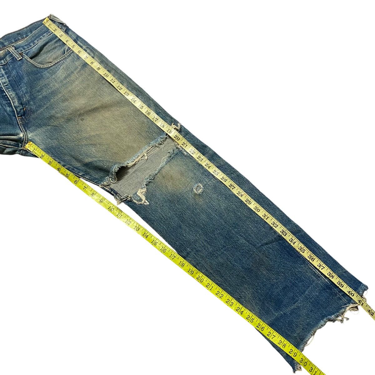 Levi's Vintage Levis 502 Thrashed Denim Selvedge Japan Size US 32 / EU 48 - 23 Thumbnail