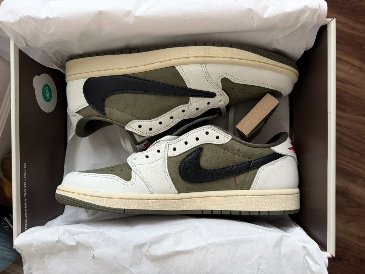 Travis Scott Jordan 1 Retro Low OG Travis Scott Medium Olive Sz 10 DS Size US 10 / EU 43 - 2 Thumbnail