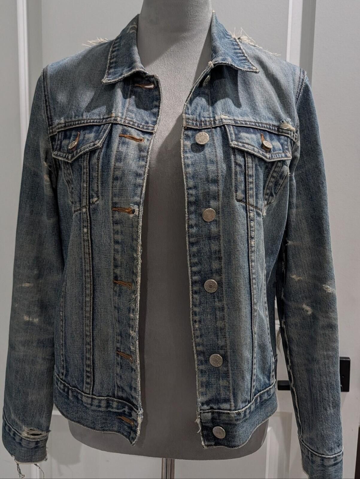 J.Crew J. Crew Light Wash Distressed Denim Jacket Size S / US 4 / IT 40 - 6 Thumbnail