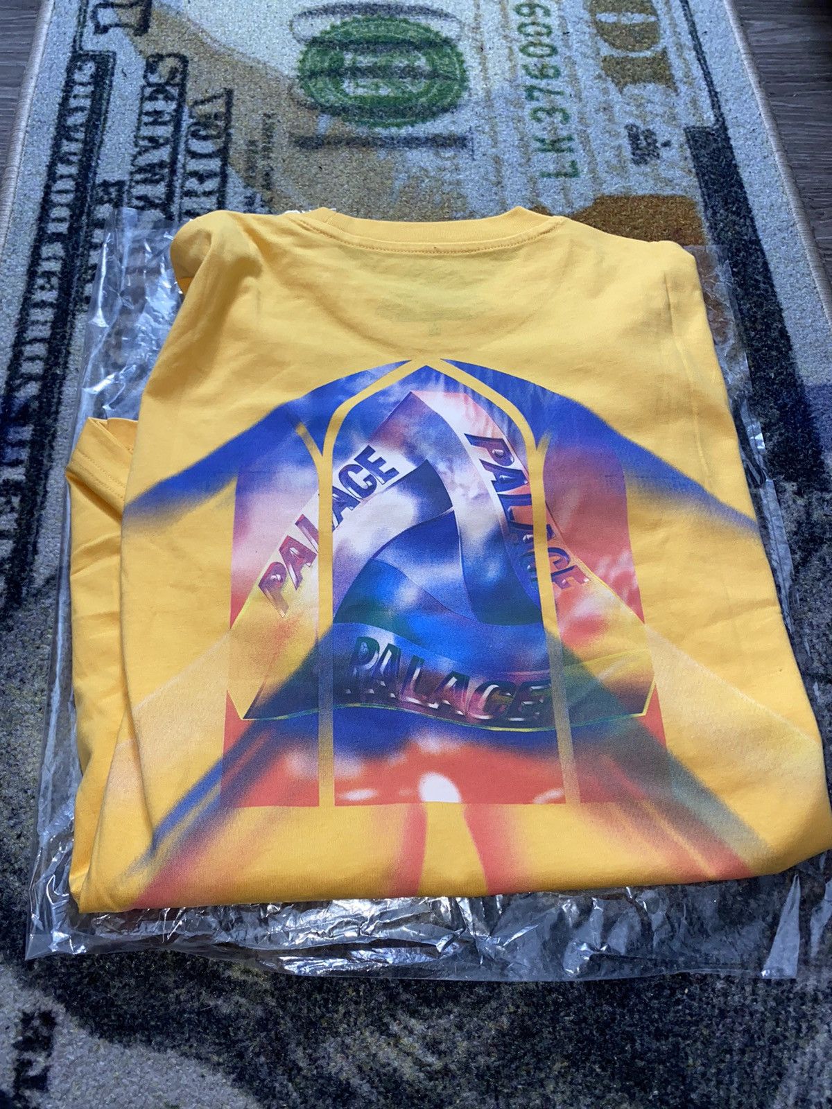 Palace Palace I Don’t Skate on a Sunday T-Shirt Yellow Size US M / EU 48-50 / 2 - 3 Thumbnail