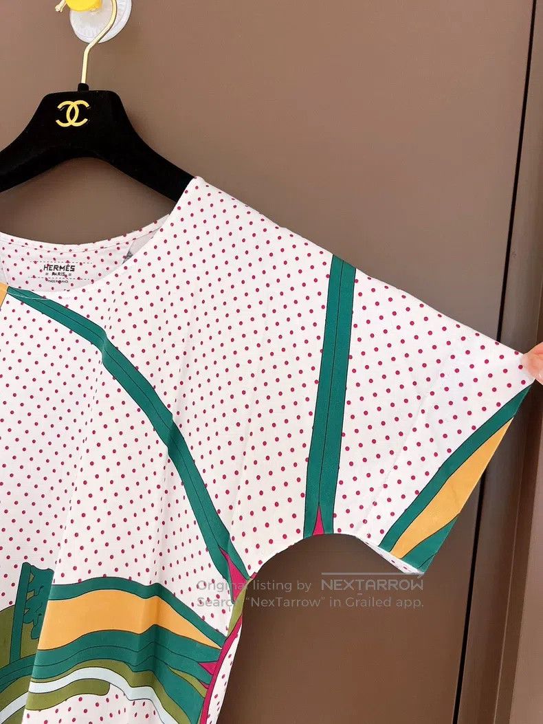 Hermes Hermes Colorful Wheel Print Small Polka Dot Short Sleeve T Size XS / US 0-2 / IT 36-38 - 5 Thumbnail