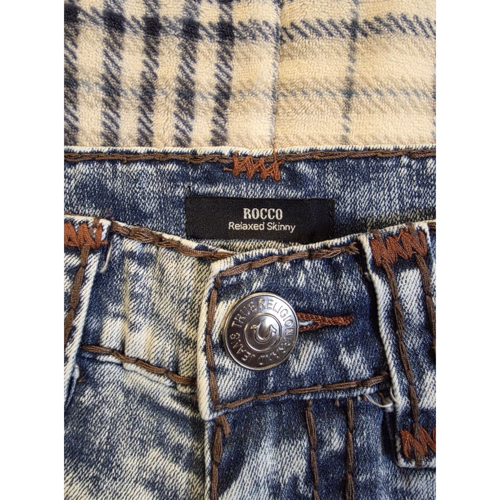 True Religion VINTAGE True Religion Rocco Relaxed Bermuda Shorts Men 29 Blue Acid Wash Flap Pocket Embroidered Logo Pockets USA Hip Hop Summer 29 Mens Size US 29 - 7 Thumbnail
