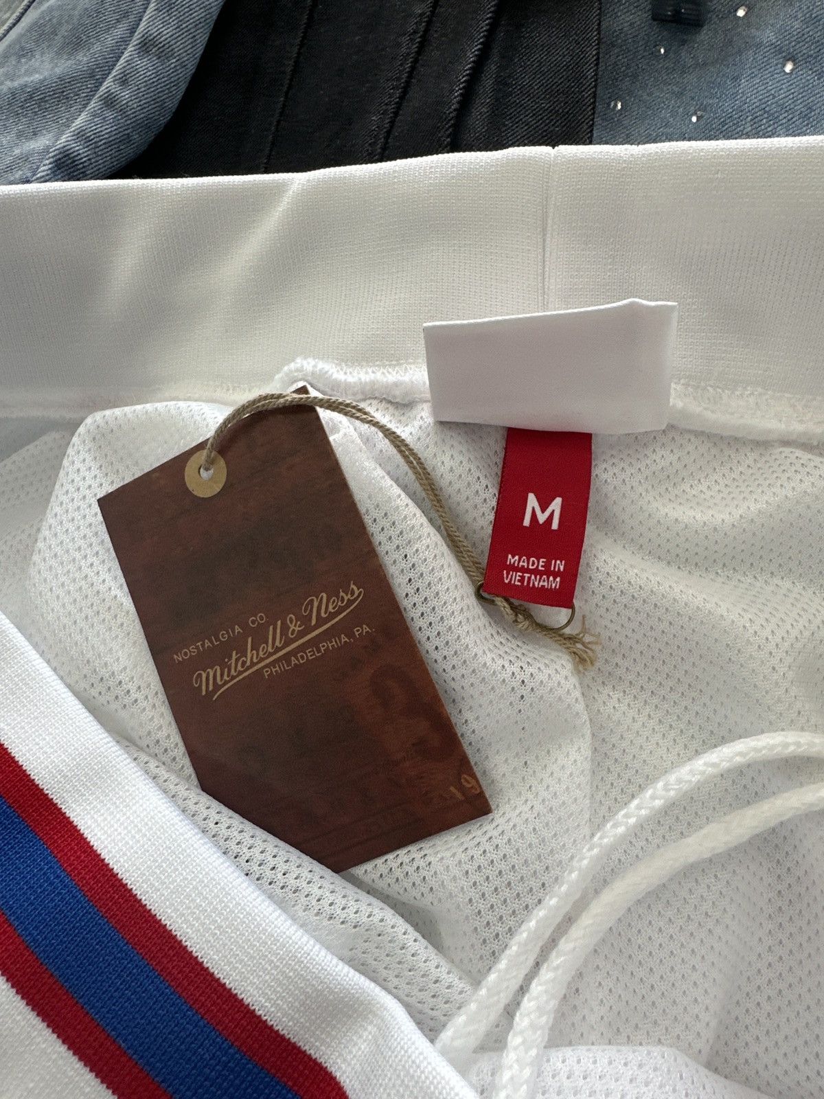 Supreme Supreme Mitchell & Ness Monogram Basketball Short White Size US 34 / EU 50 - 4 Thumbnail