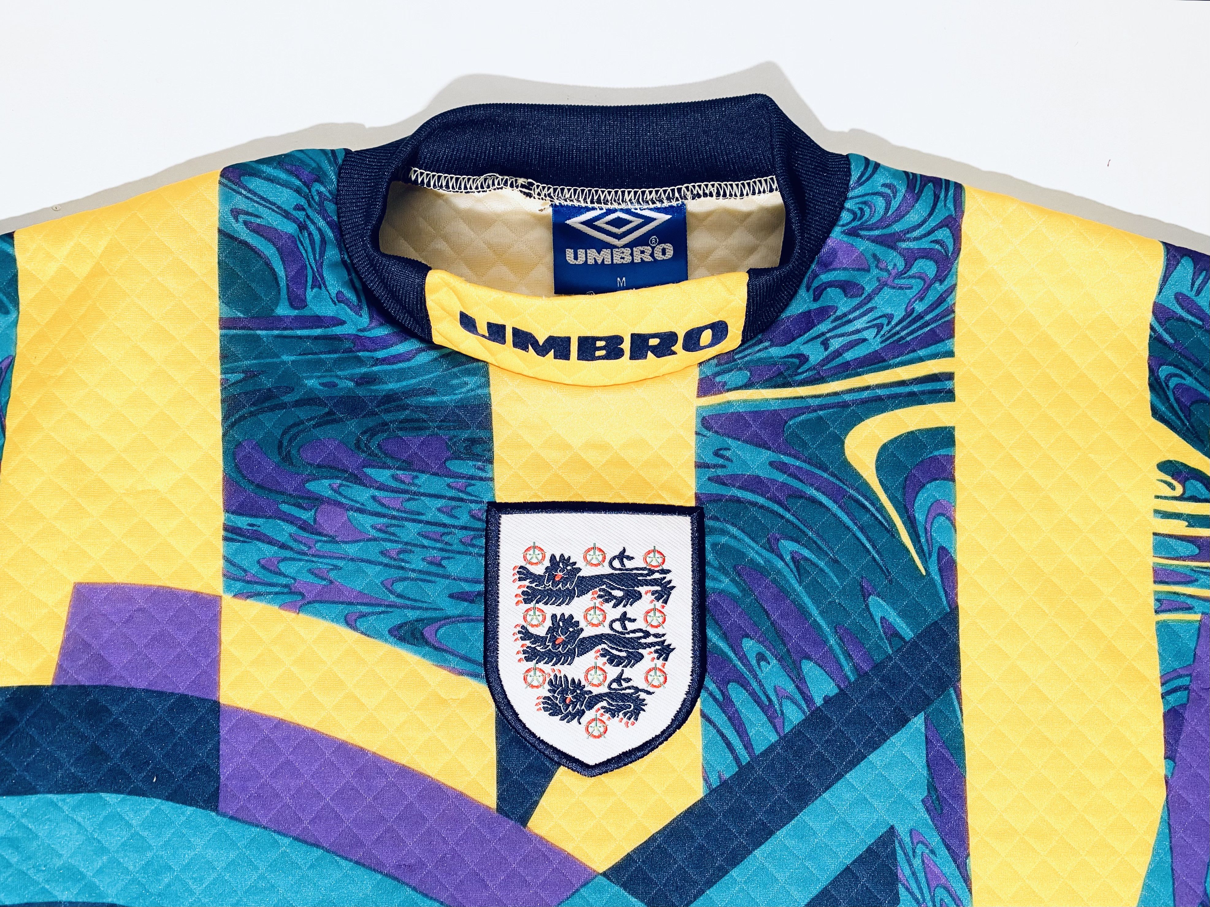 Umbro England Home Goalkeeper Euro 96 Football Shirt Jersey Size US M / EU 48-50 / 2 - 5 Thumbnail