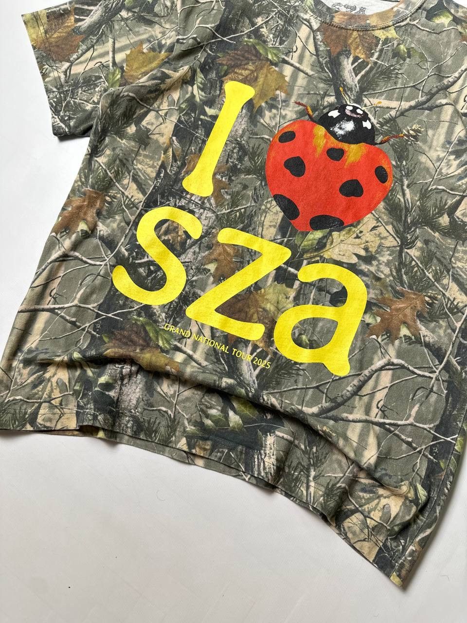 Kendrick Lamar 25s I LOVE SZA Bug Tee KENDRICK LAMAR Grand National Tour Size US M / EU 48-50 / 2 - 3 Thumbnail