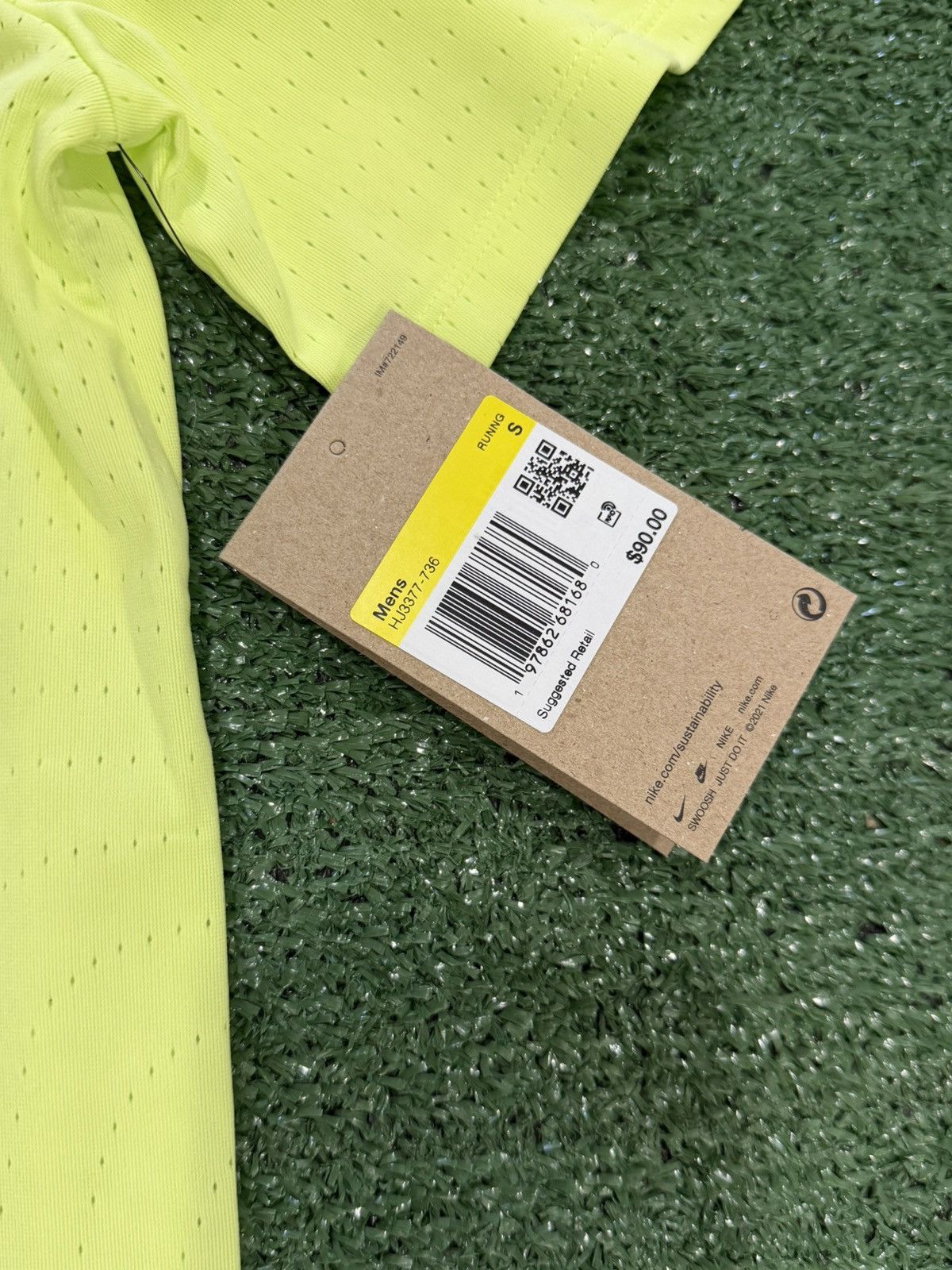 Nike Nike Shirt Mens Small Volt Yellow Aeroswift Dri Fit ADV Size US S / EU 44-46 / 1 - 2 Thumbnail
