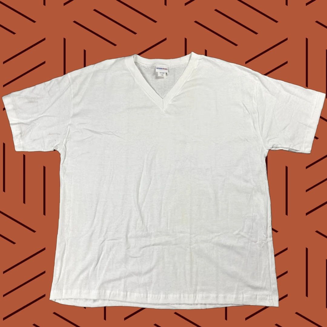 X-LARGE VINTAGE 80s STYLES TO GO V-NECK T-SHIRT XL WHITE USA Mens Size US XL / EU 56 / 4 - 1 Thumbnail