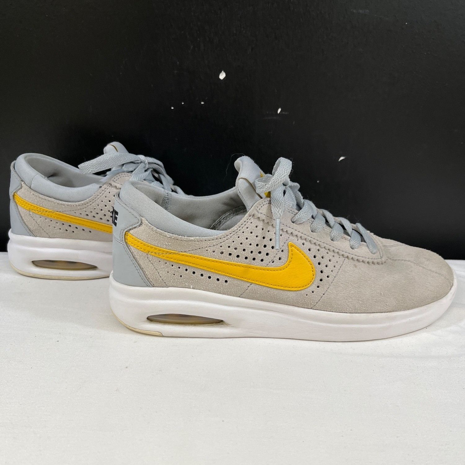 Nike Nike SB Air Max Bruin Mens Grey Running Sneakers Size 6 SKU Size US 6 / EU 39 - 1 Thumbnail