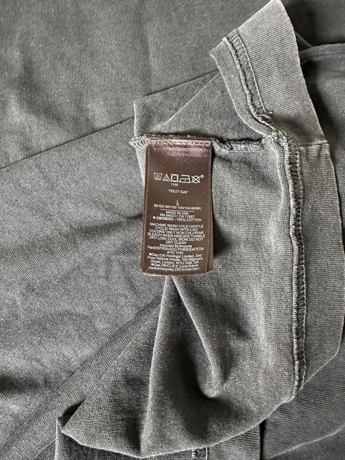 Balenciaga × Gap × Yeezy Yeezy Gap oversized tee black Size US L / EU 52-54 / 3 - 4 Thumbnail