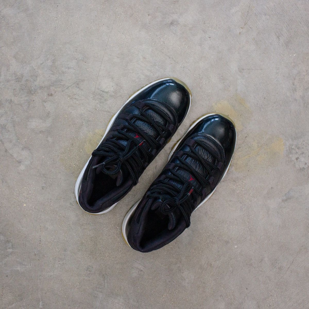 Jordan Brand Air Jordan 11 Retro 2015 '72-10' - 378037 002 Size US 8 / EU 41 - 10 Thumbnail