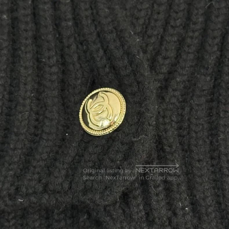 Chanel Chanel Black classic logo navel cashmere sweater Size XS / US 0-2 / IT 36-38 - 8 Thumbnail