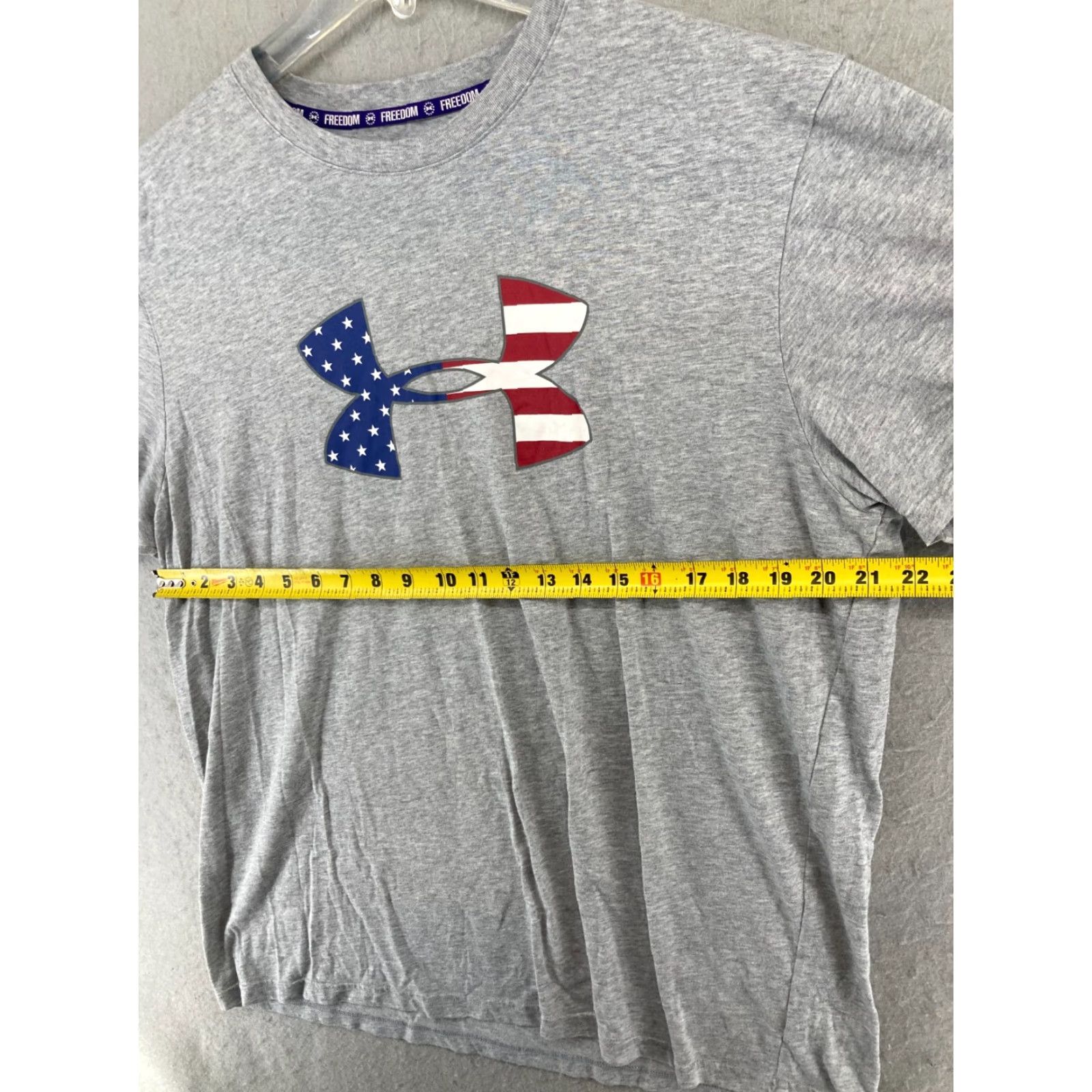 Under Armour Under Armour Mens TShirt XL Gray American Flag Logo Athletic Size US XL / EU 56 / 4 - 2 Thumbnail