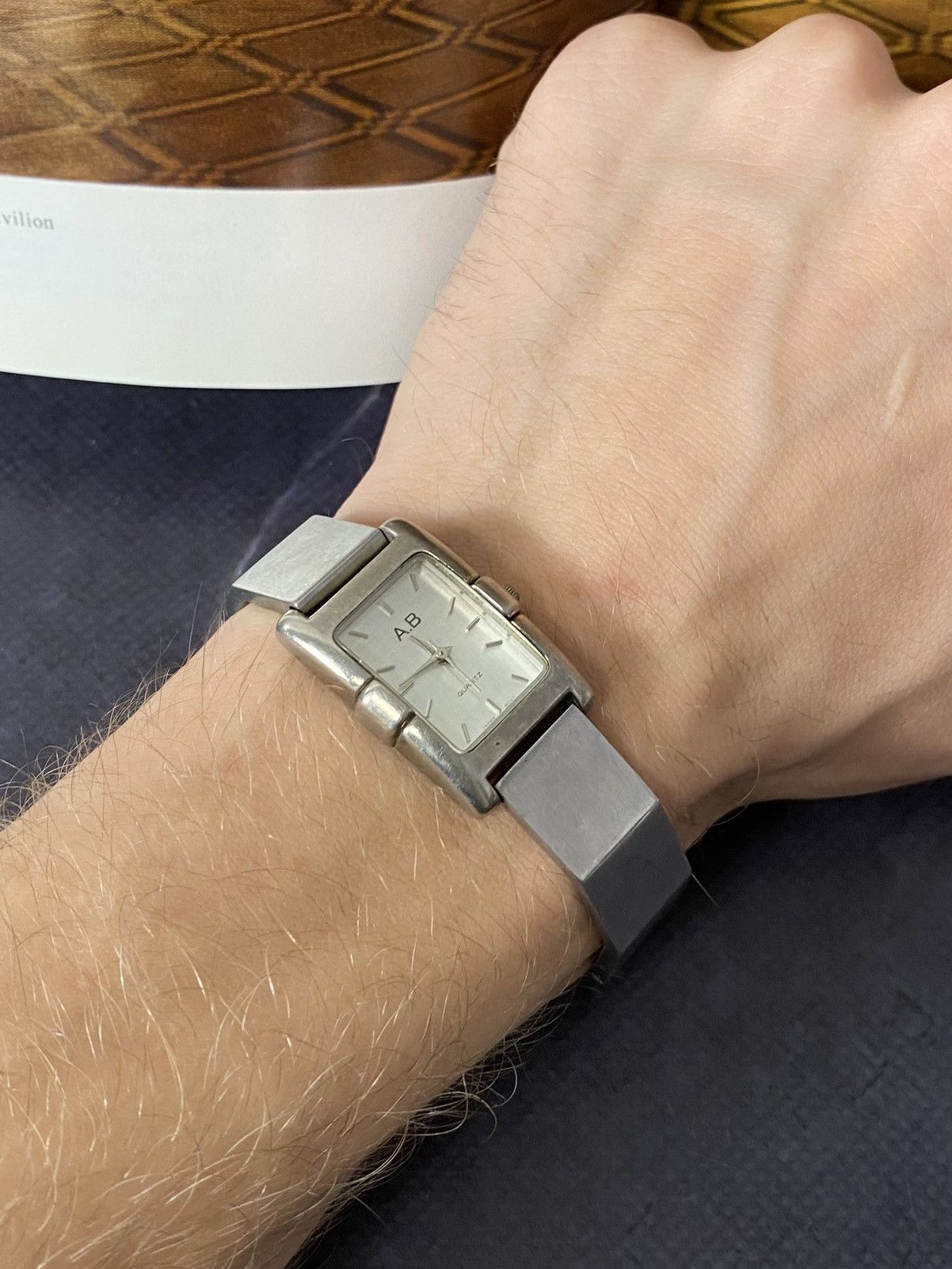 Japanese Brand Women's Watch, Silver Tone, Quartz, Thin Bracelet Size ONE SIZE - 6 Thumbnail